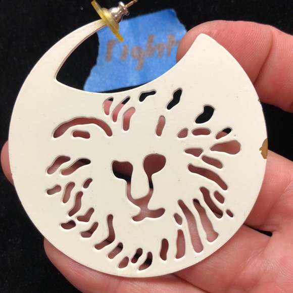 Vintage Rare Anne Klein Lion Head Logo Crescent Shaped Earrings - Picture 12 of 16